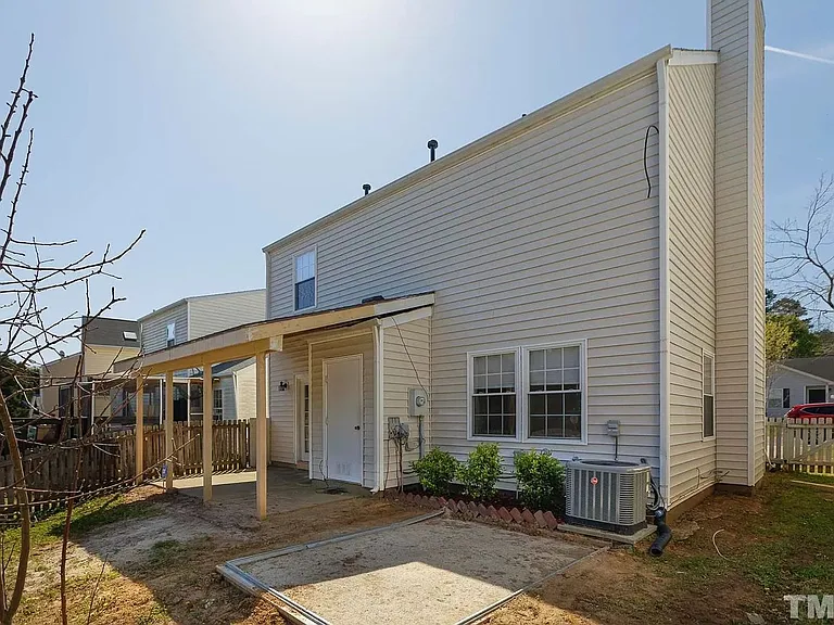 3615 Sana Ct — Photo 14