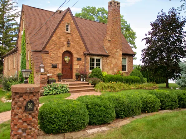 50 W 2nd St, Hobart, IN 46342