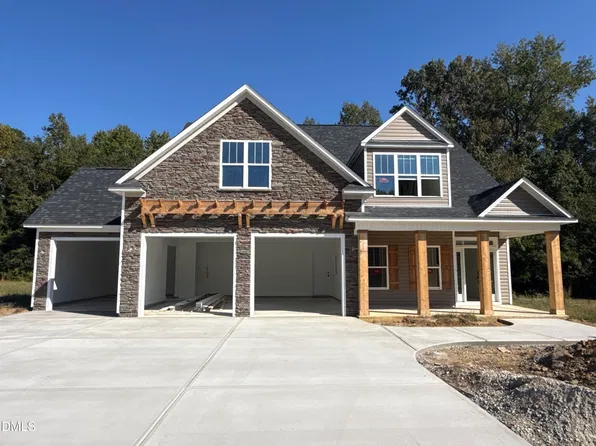 270 Bandelier Dr, Selma, NC 27576