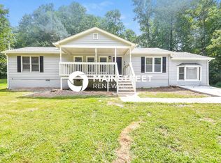 162 Poplar Pointe Dr, Carrollton, GA 30116