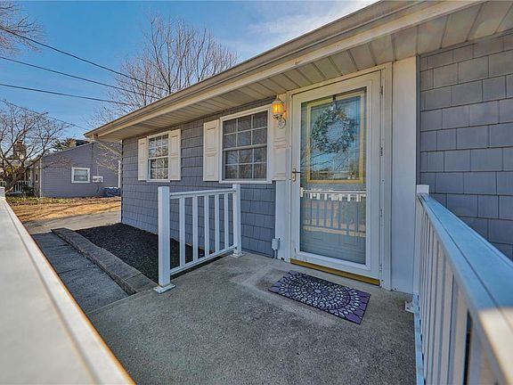 3rd image of 24 Northview Ave