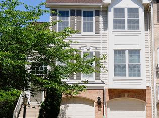 20649 Glenmere Sq, Sterling, VA 20165