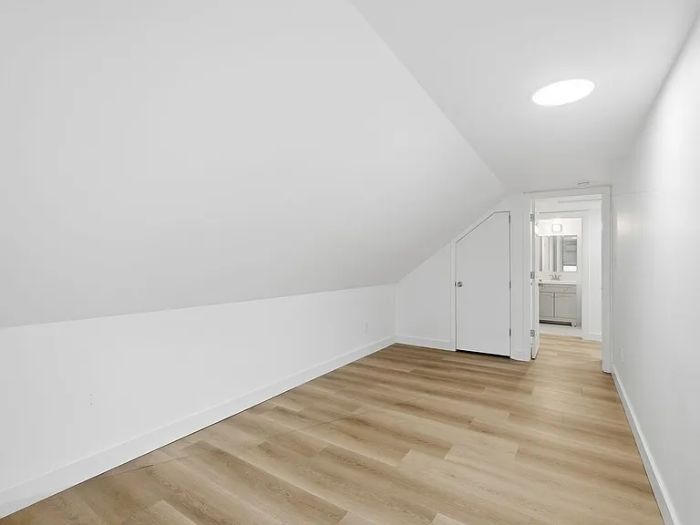 568 Hale Ave — Photo 58