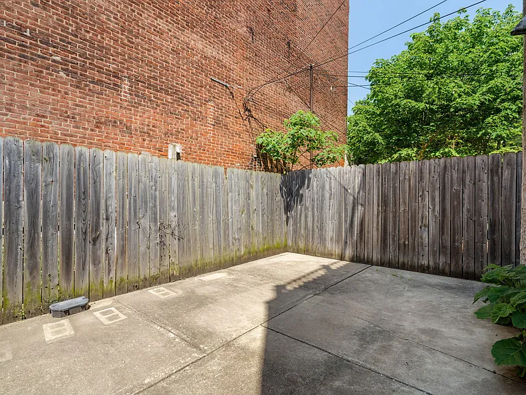 802 N 16th St #1 — Photo 34