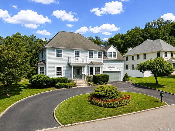 2nd image of 14 Mackay Way
