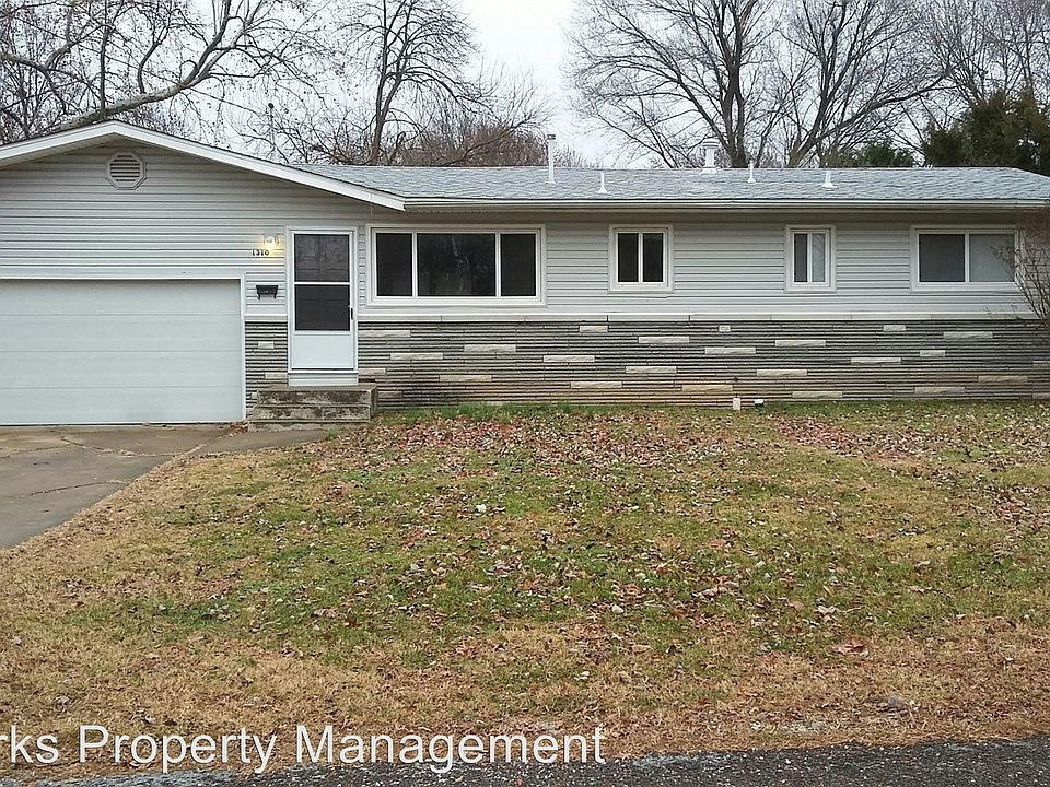 1st image of 1310 S Airwood Ave