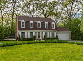 300 Bayonne Ave, Lake Bluff, IL