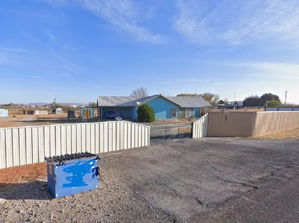 401 Airport Rd, Marathon, TX 79842
