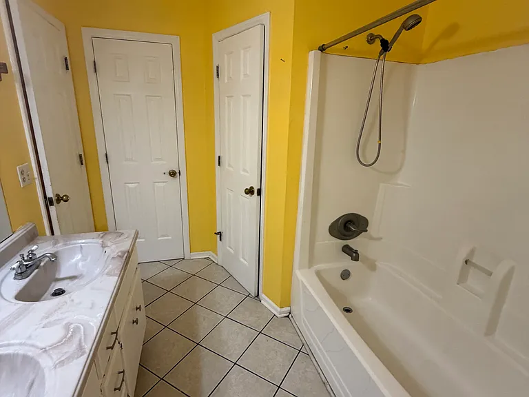 222 Daly Dr — Photo 14