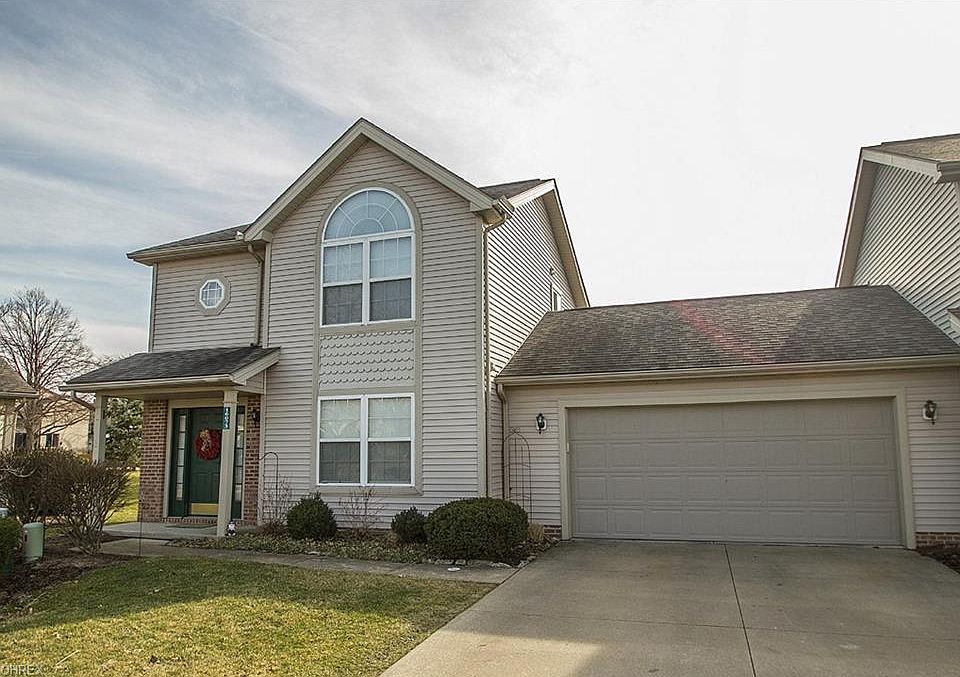 1st image of 16073 Primrose Cir
