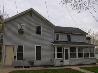 321 Mitchell St, Marshall, MI 49068