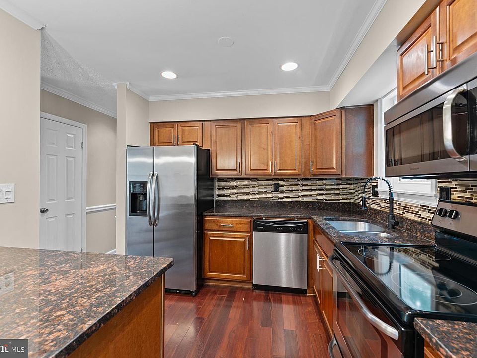 1st image of 10401 Slocum Ct
