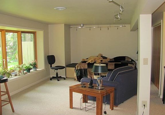 2nd image of 3037 Scioto Pl