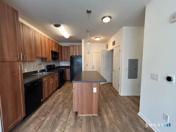 10 Norden Pl, Norwalk, CT