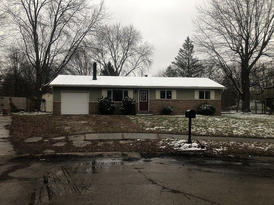 1st image of 335 Sierra Ct