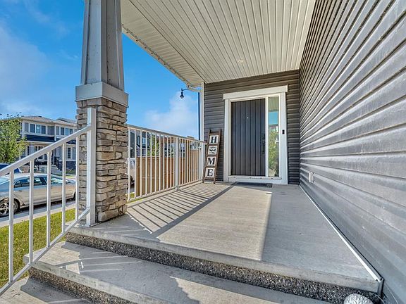 5th image of 303 N Dawson Harbour Ct