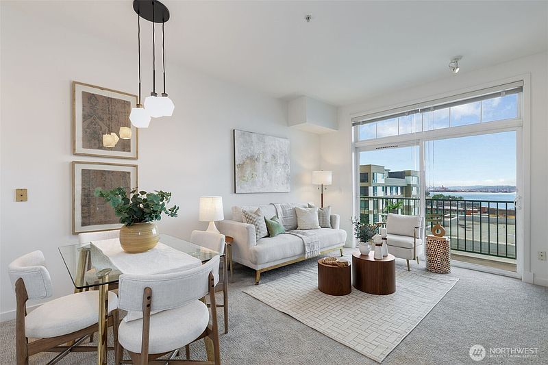 3rd image of 530 4th Avenue W #508