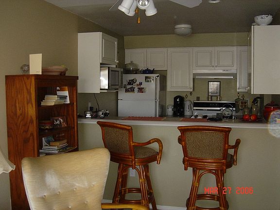Bar, kitchen.