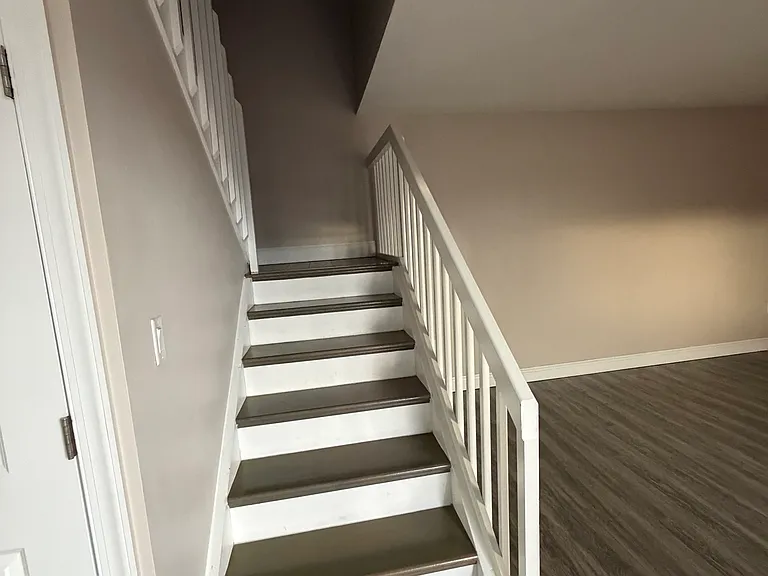 5245 Cedarbend Dr #4 — Photo 4