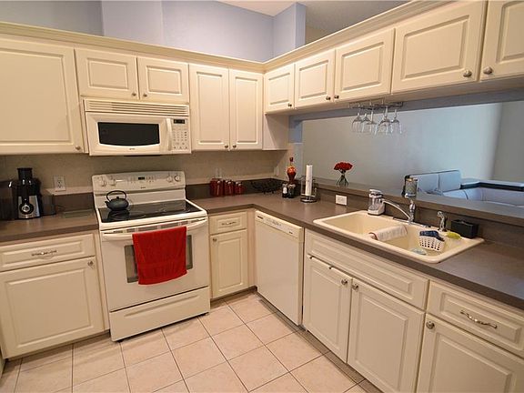 2nd image of 12343 Gallant Ct