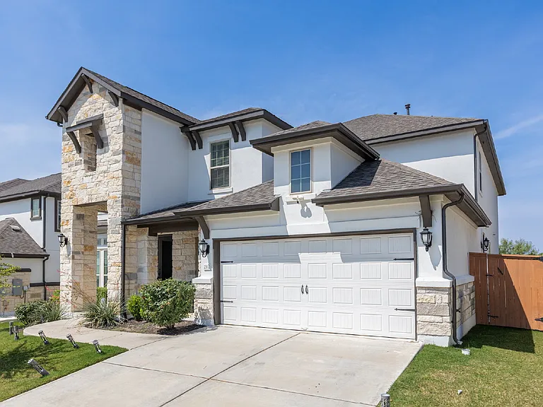 2332 Giona Pl — Photo 2