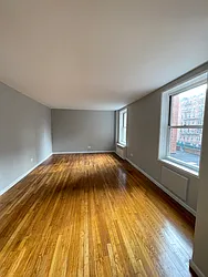 Rented by Winzone Realty Inc