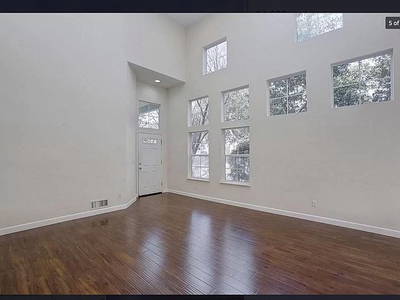 5th image of 5942 Wildflower Dr