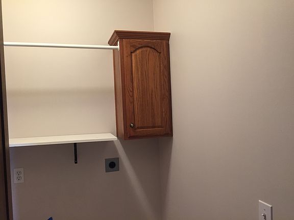 Gas & electric hook up 