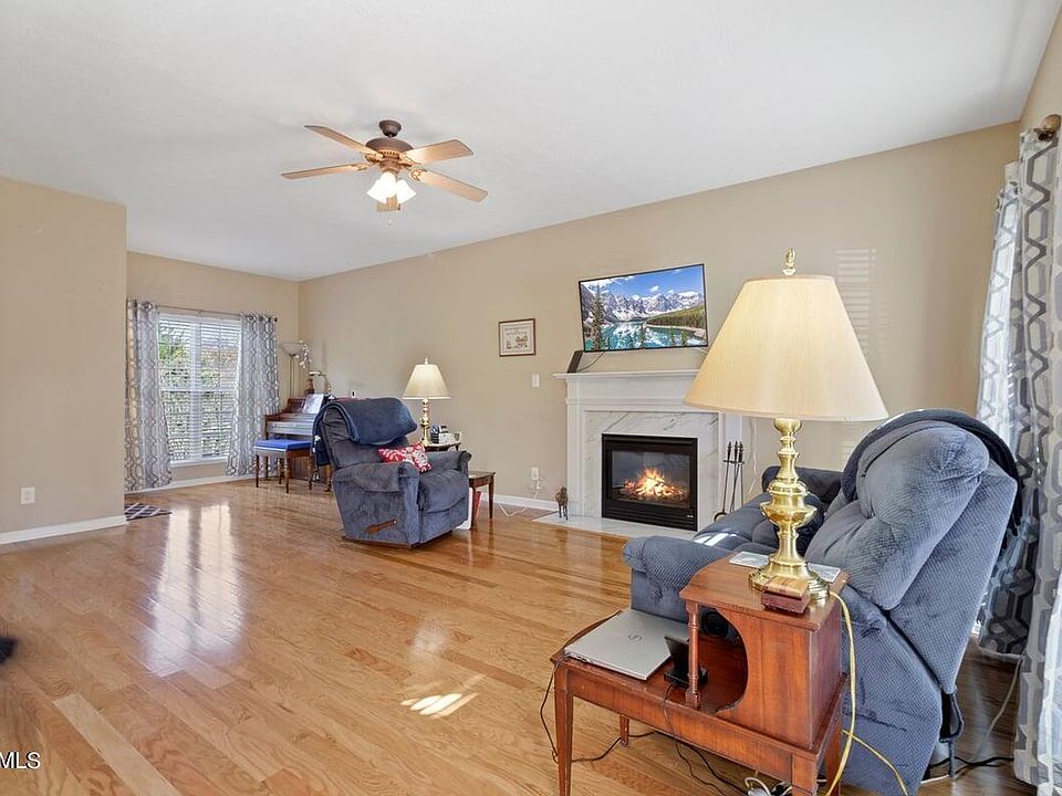 1824 Silver Cloud Ln, Knoxville, TN 37909 Zillow