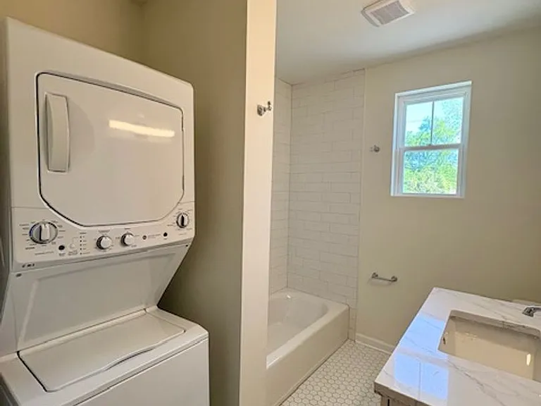 664 Windermere Blvd #D — Photo 30