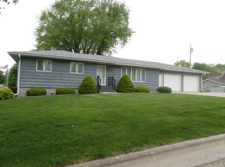 605 N Johnson St, Algona, IA 50511