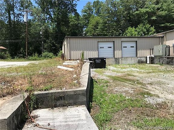 3rd image of 109 Florence St #20