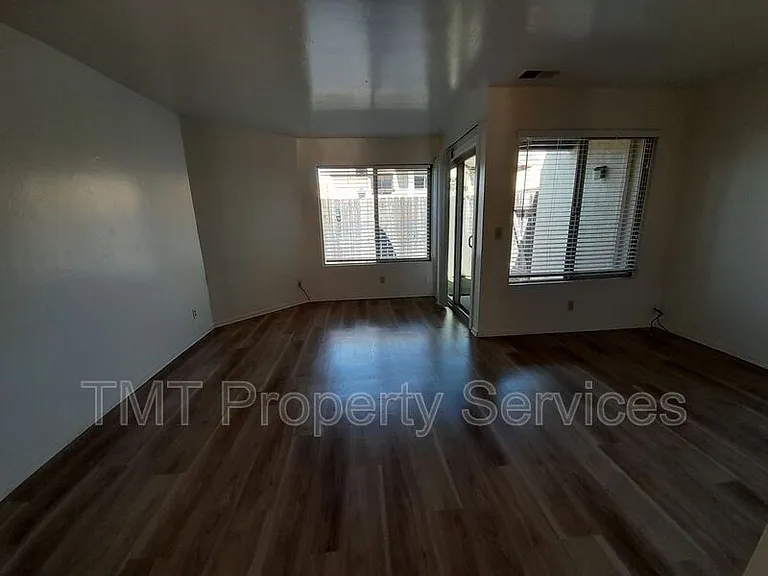 413 E Rice Ranch Rd — Photo 5