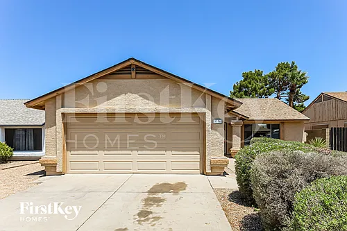 3336 W Quail Ave Photo 1