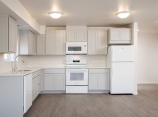Red Rock Square III, Newport, MN 55055