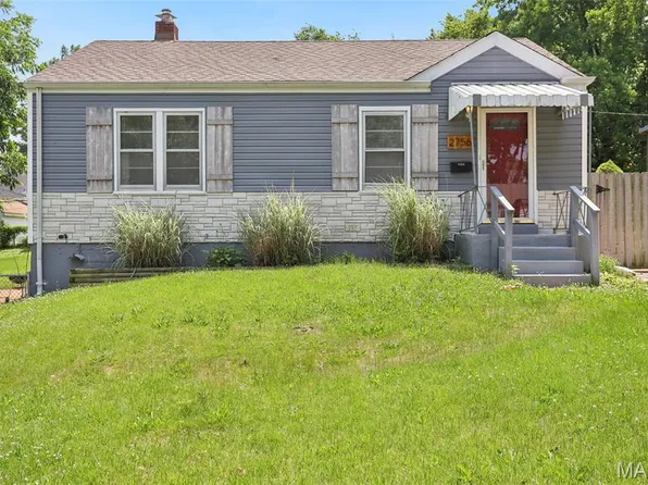 2756 Hawson Dr, Saint Louis, MO 63125