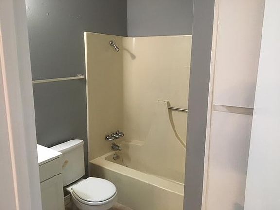5th image of 2323 Loreco St