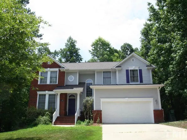 106 Bowers Ln, Cary, NC 27519