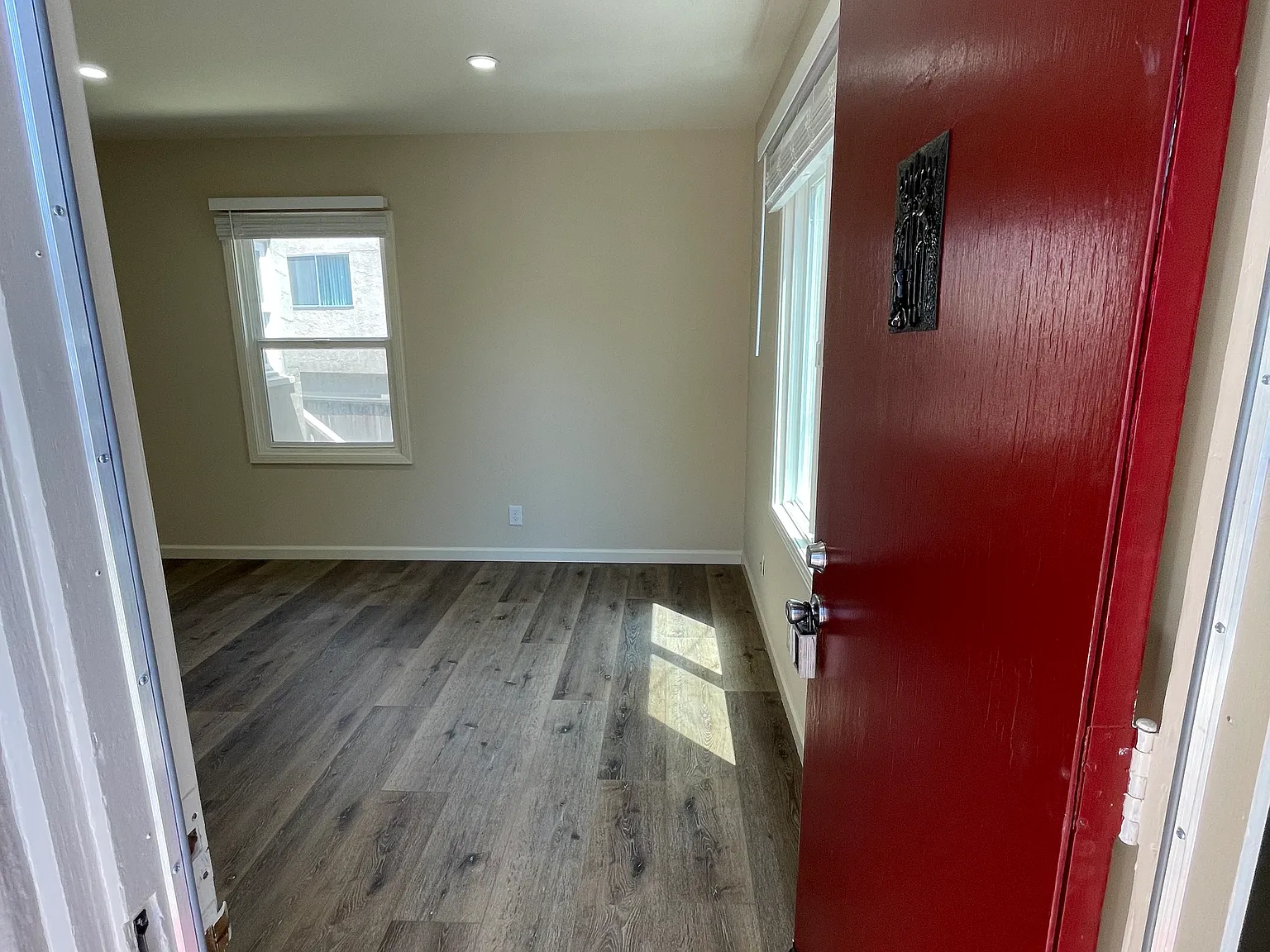 2 bed, 600 sqft, $2,900 — Photo 3