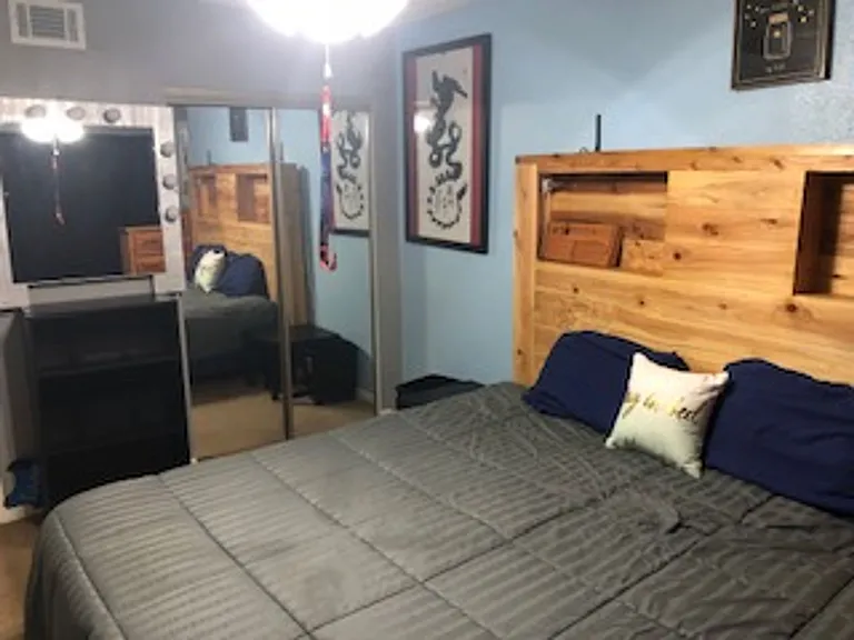 3211 Pearl St #703 — Photo 6