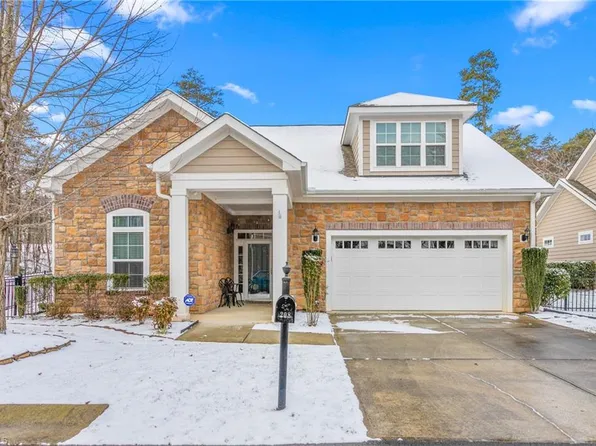 208 Abigail Ln, Gibsonville, NC 27249