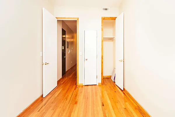 Rented by Nooklyn NYC LLC | media 20