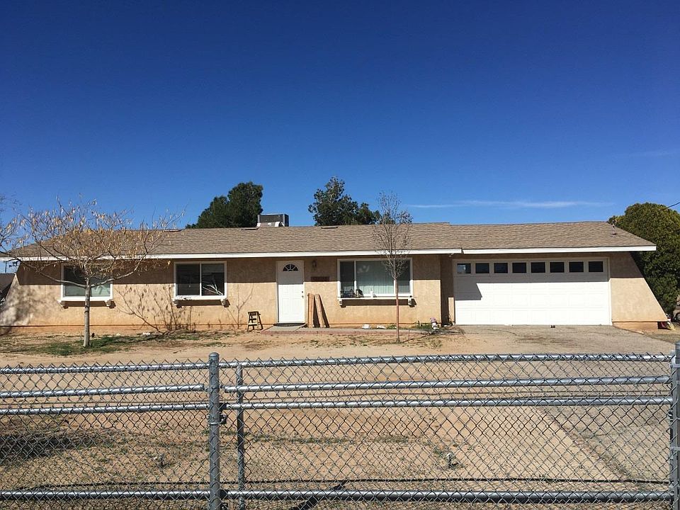 1st image of 18028 Live Oak St