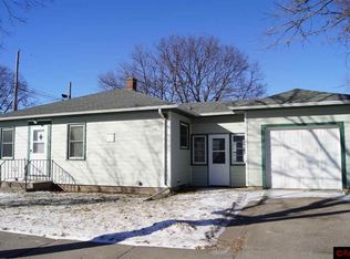 910 5th St N, New Ulm, MN 56073