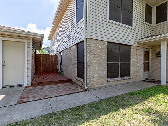 4th image of 1043 Cottonwood Trl