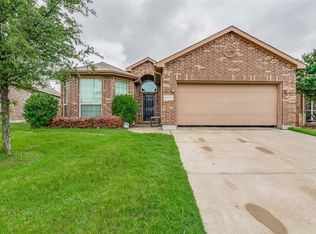 1312 Woodbine Cliff Dr, Fort Worth, TX 76179