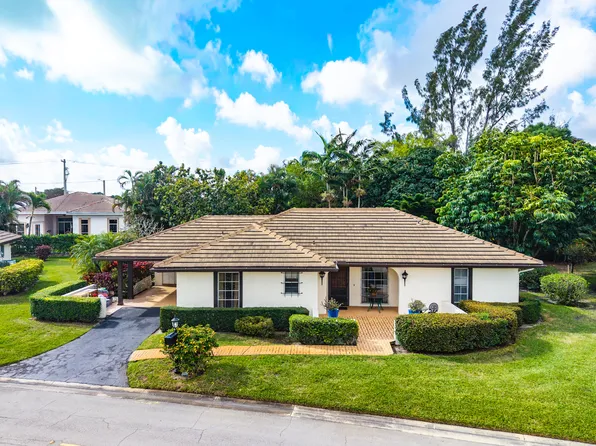 446 Pine Villa Drive, Atlantis, FL 33462