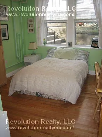 5 Colliston Rd #B — Photo 6