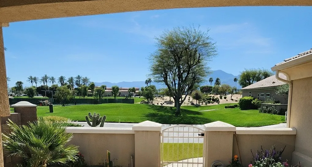 44010 Royal Troon Dr — Photo 1