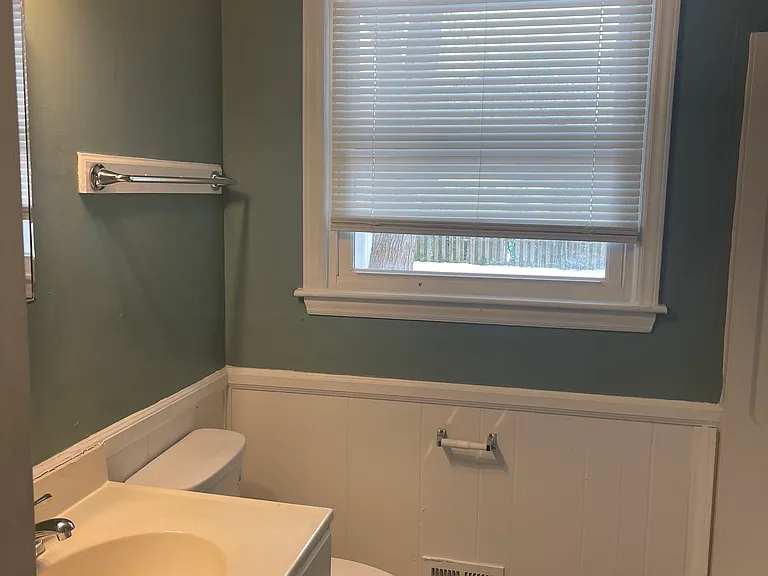 629 Wagner Cir — Photo 10